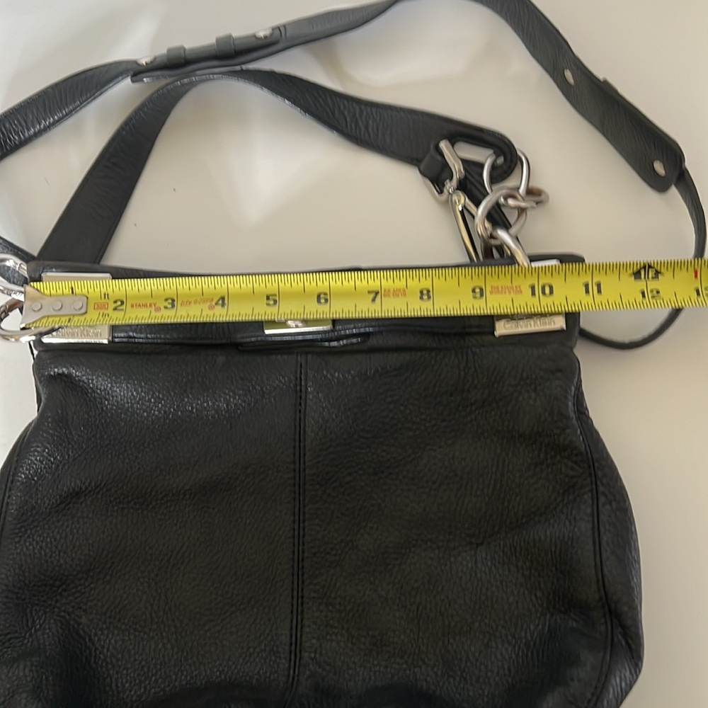 Calvin Klein Leather Shoulder/Crossbody Bag - Picture 12 of 13